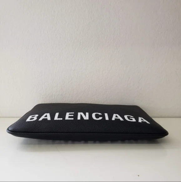 💕HP💕BALENCIAGA Ville Leather Logo Pouch💕 - Picture 5 of 10